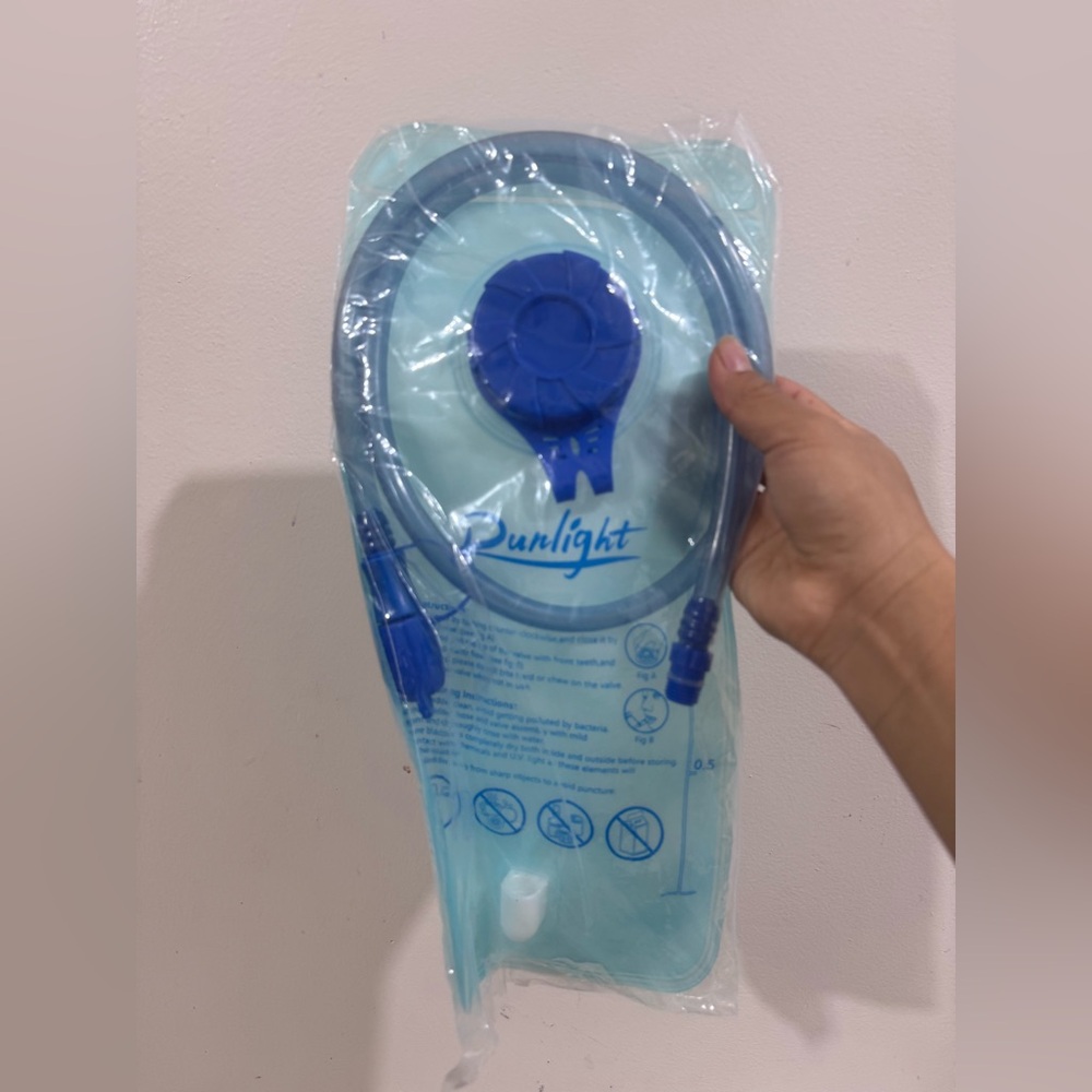 Runligth Black Hydration Backpack - image 8